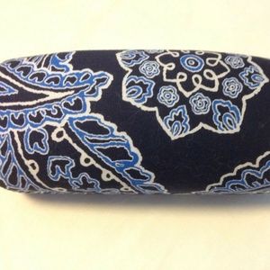 New Vera Bradley Hard Shell Glasses Case